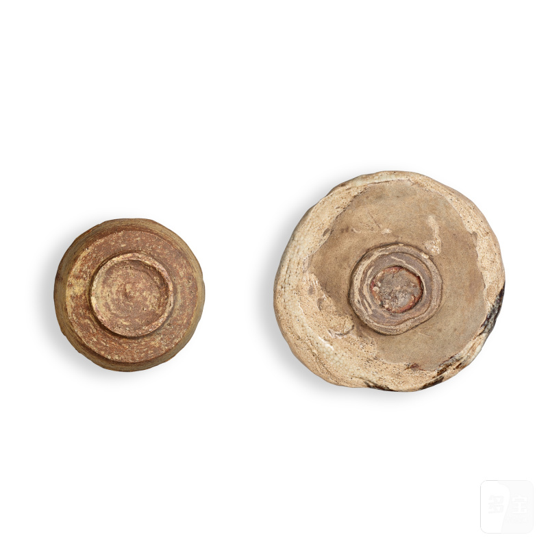A Korean tea bowl, Joseon dynasty, and a Japanese tea bowl, Azuchi–Momoyama - Edo period | 韓國 朝鮮王朝 黃伊羅保茶盌 及 日本 安土桃山至江戶時代 鐵繪竹紋志野茶盌 - 图4